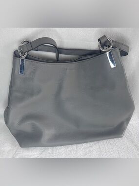 Vince Camuto Pebbled Leather Shoulder Tote in Gray